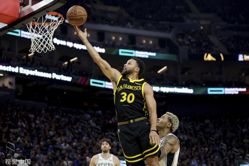 他多次抓住 他多次抓住